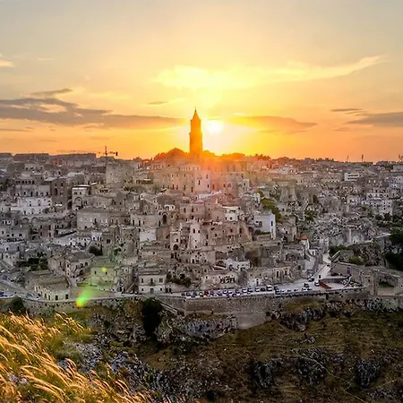 奔文托住宿加早餐旅馆 4* 马泰拉